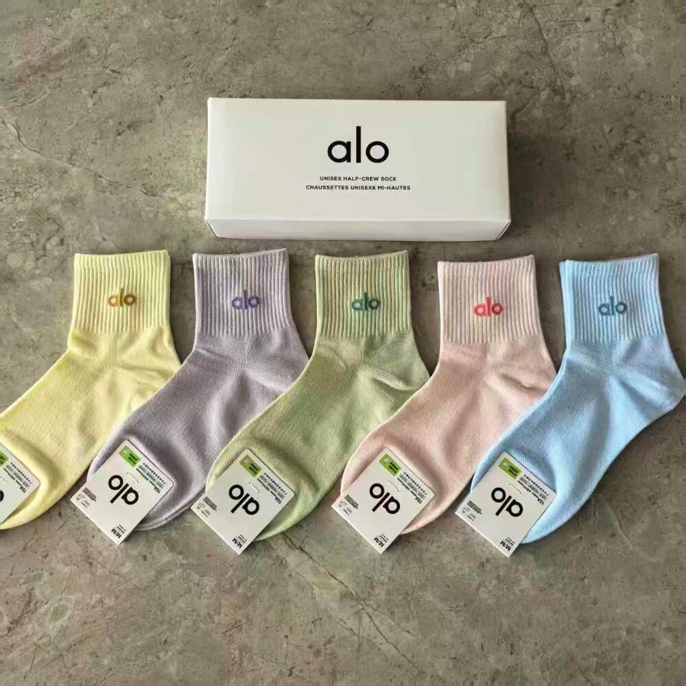 A7- ALO Yoga Women's Pastel Half-Crew Socks 5-Pair Box Set - NWT